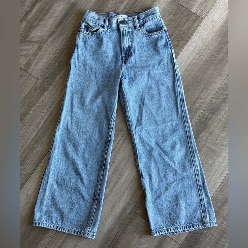 Tommy Hilfiger High Rise Wide Leg Jeans Girls Sz 8 Light Wash Denim - Picture 2 of 7